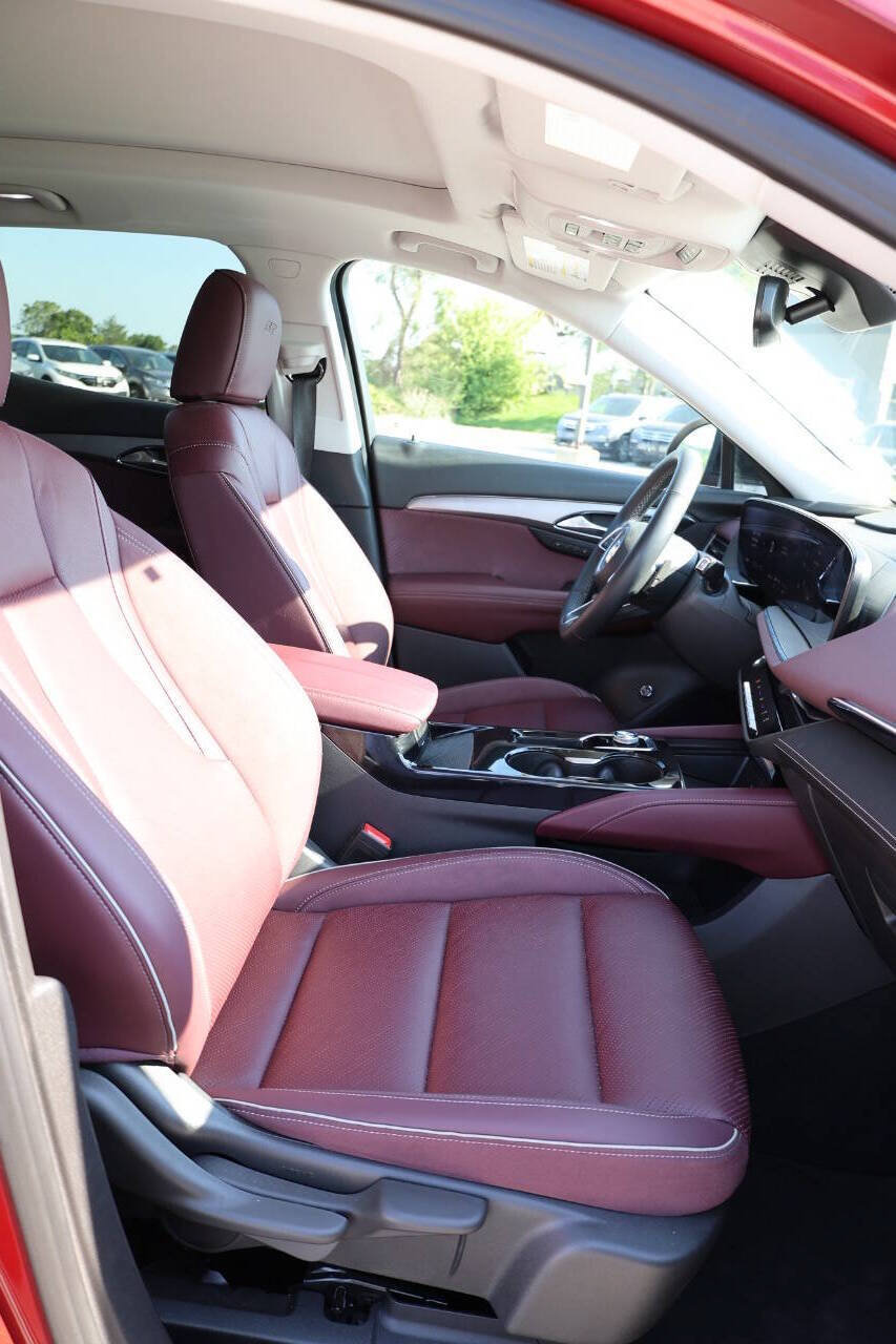 Used 2024 Buick Envision Sport Touring AWD/4WD image 15