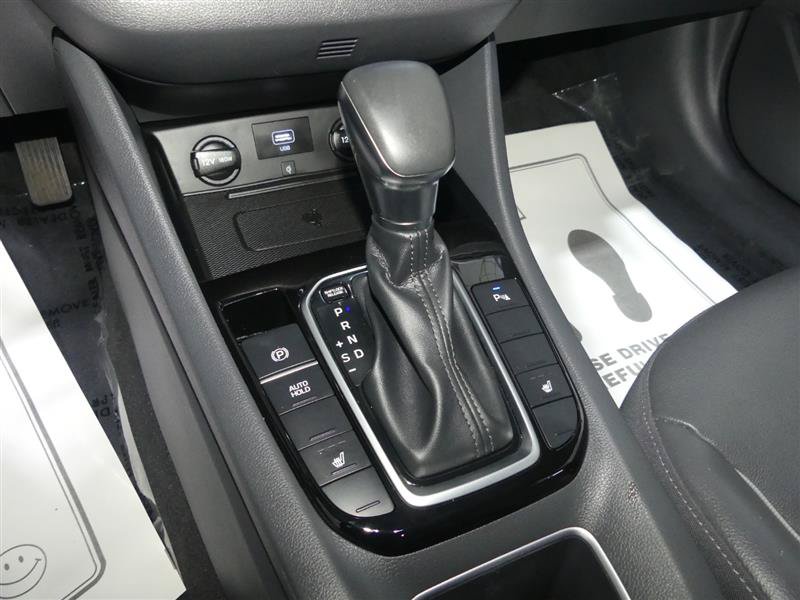 Used 2020 Hyundai Ioniq Limited FWD image 40