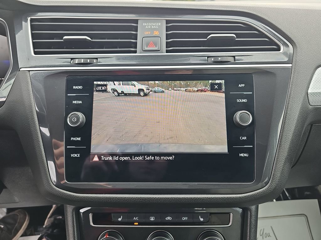 Used 2024 Volkswagen Tiguan S image 27