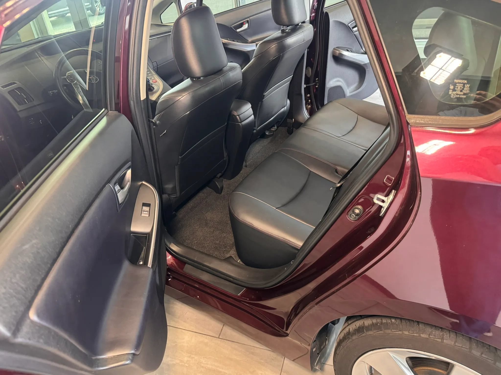 Used 2013 Toyota Prius Persona Series FWD image 23