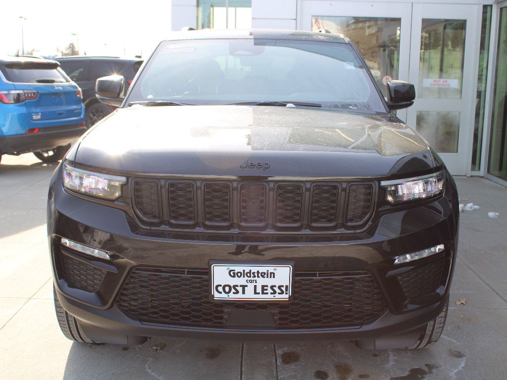 New 2025 Jeep Grand Cherokee Limited w/ Trailer Tow Package image 2