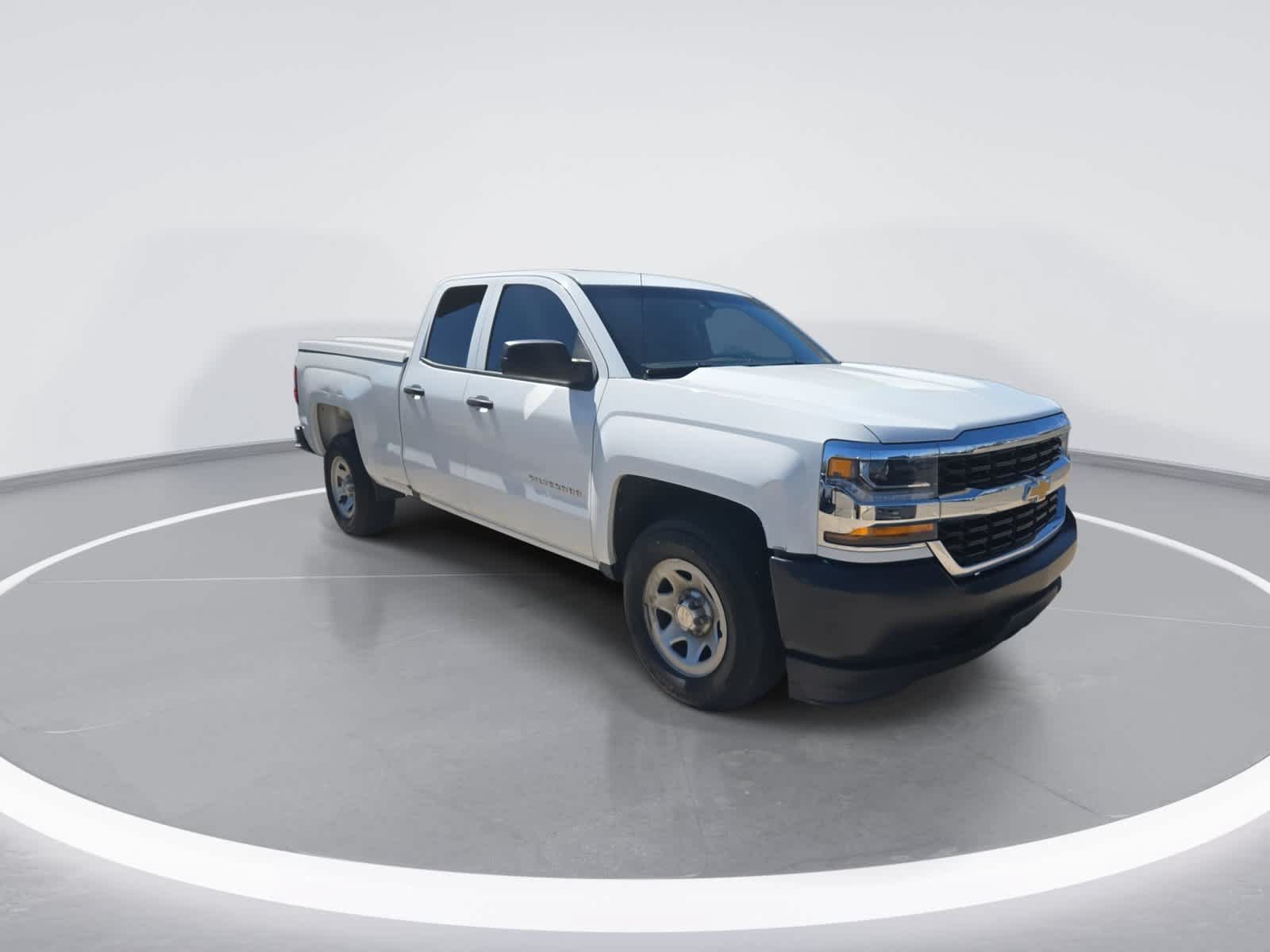 Used 2019 Chevrolet Silverado 1500 W/T w/ WT Convenience Package RWD image 2