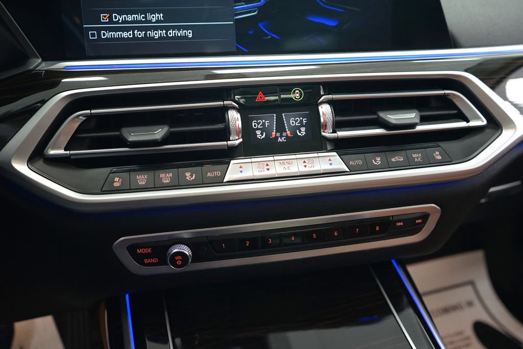 Used 2019 BMW X7 xDrive50i w/ Premium Package AWD/4WD image 45
