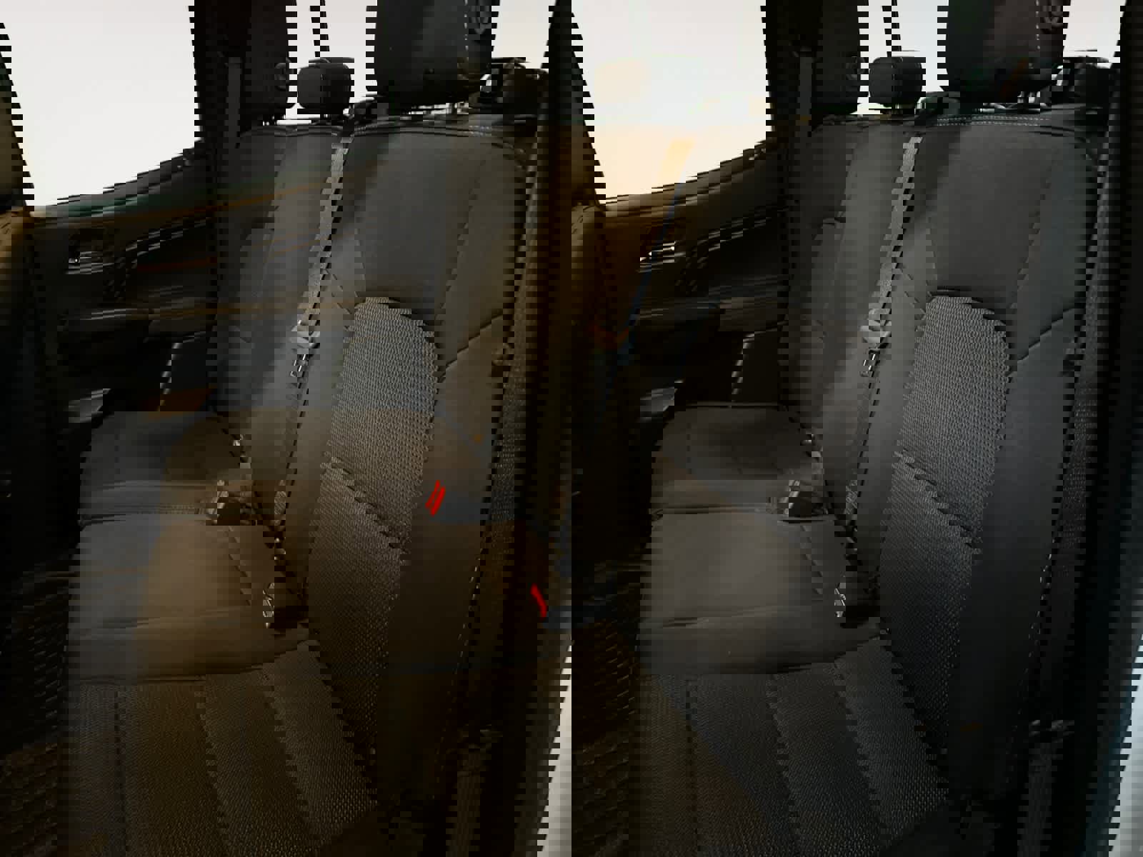 Used 2025 GMC Canyon Elevation image 17