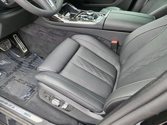 Used 2026 BMW X7 M60i video 4
