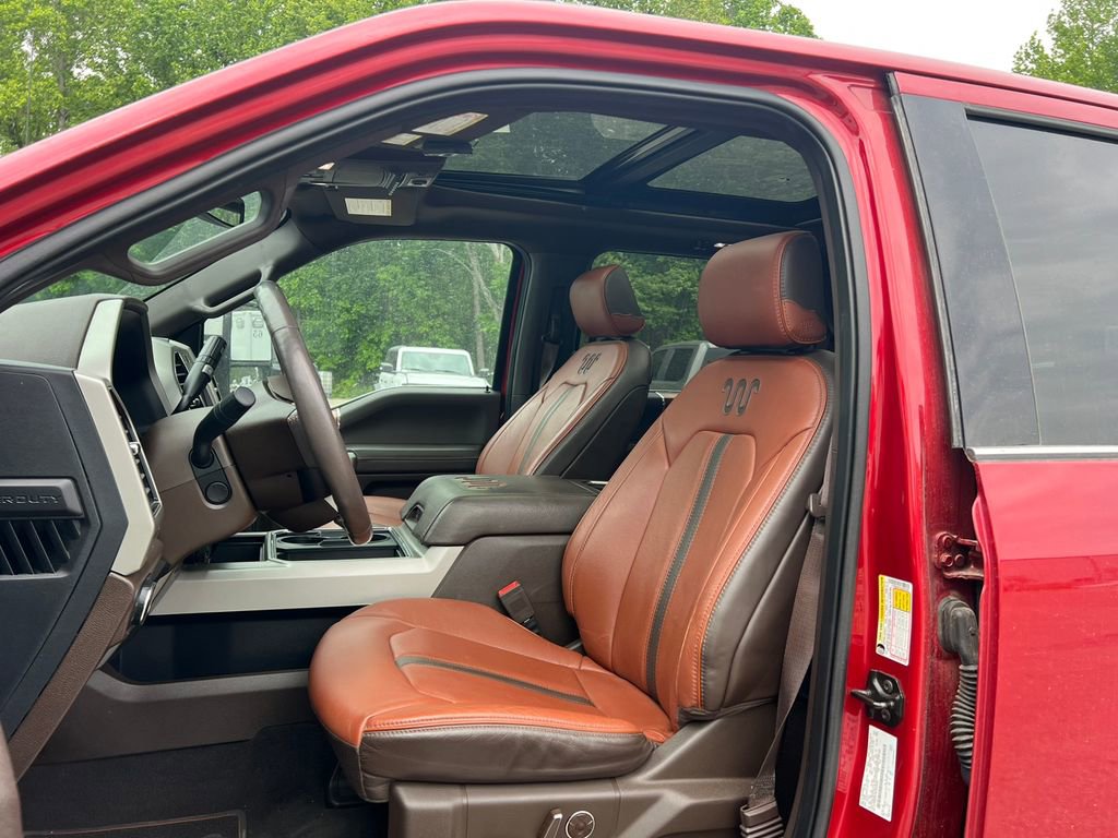Used 2020 Ford F350 King Ranch w/ King Ranch Ultimate Package AWD/4WD image 17