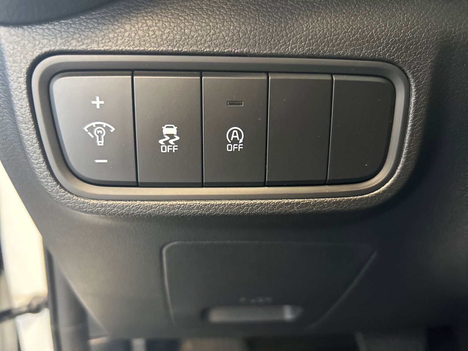 New 2025 Kia Soul LX image 13