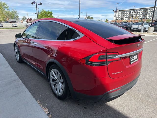 Used 2016 Tesla Model X 90D AWD/4WD image 5