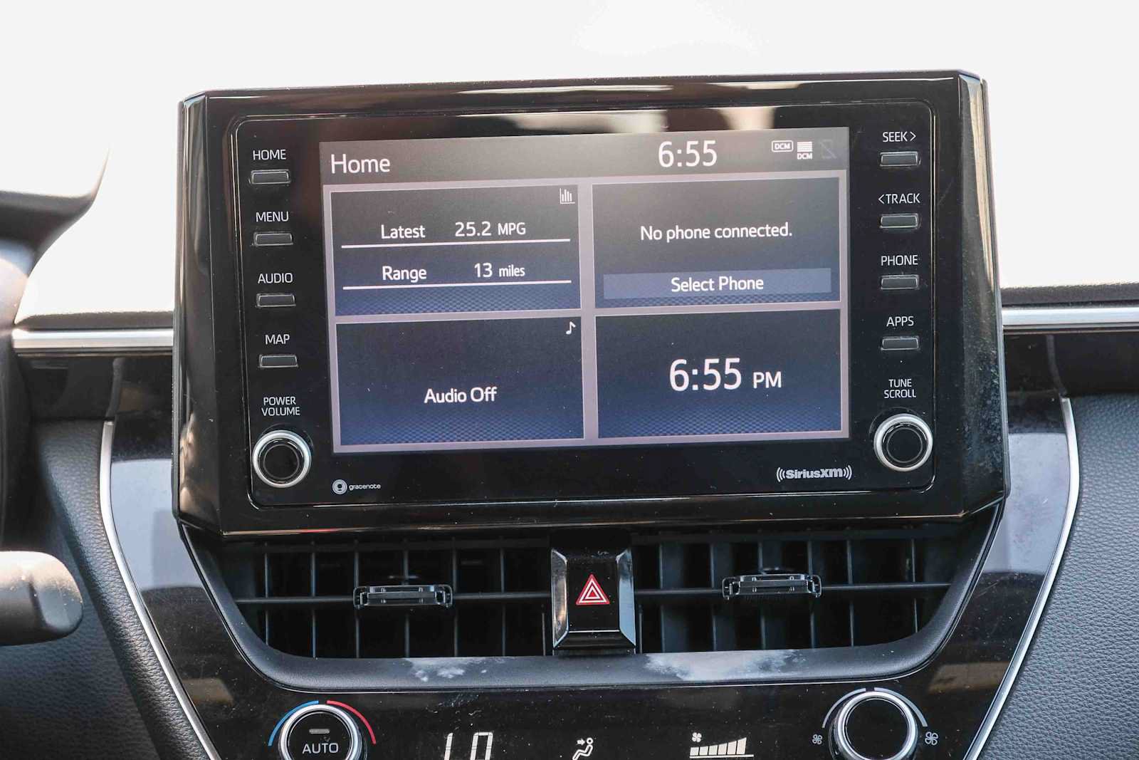 Used 2022 Toyota Corolla SE FWD image 16
