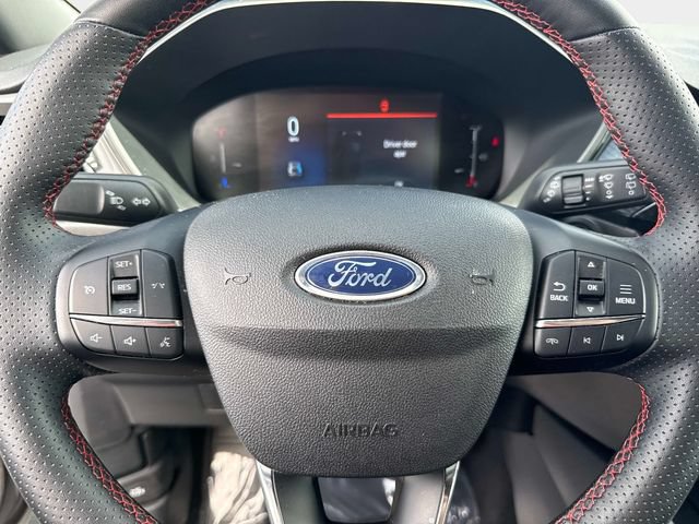 Used 2025 Ford Escape ST-Line Select AWD/4WD image 25