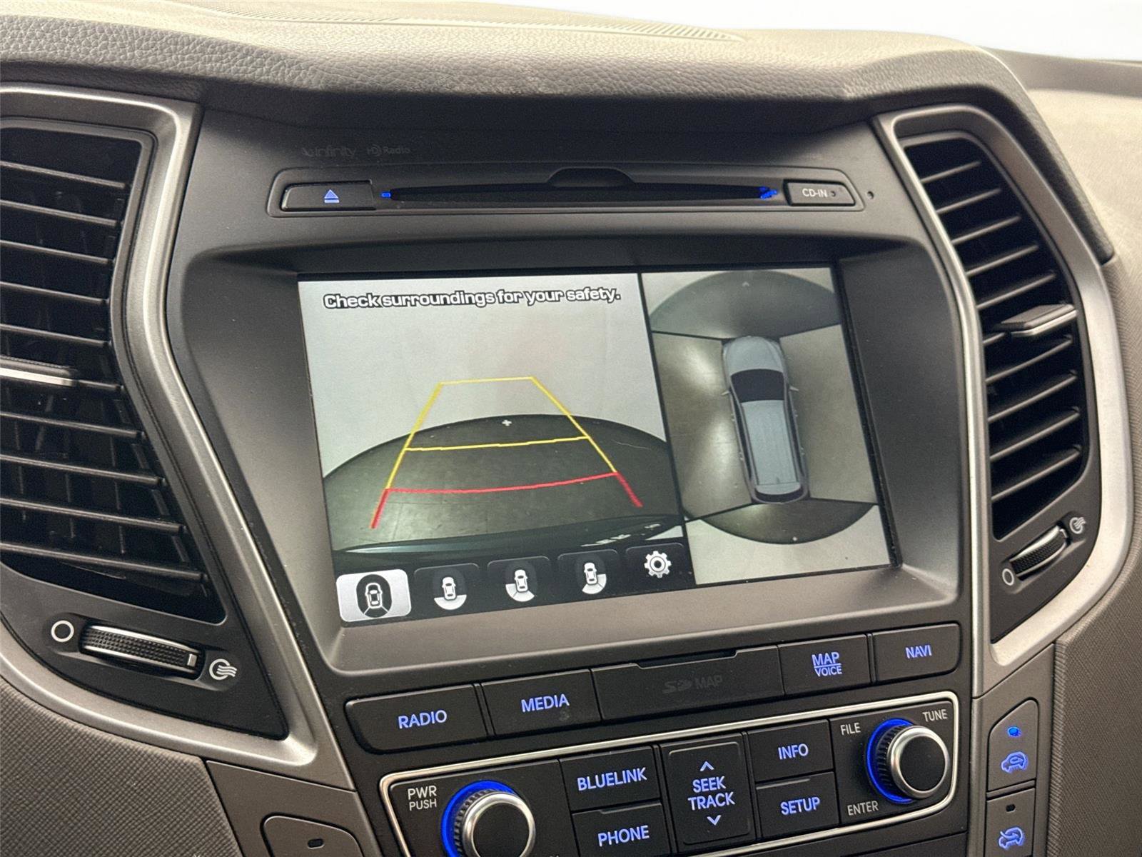 Used 2017 Hyundai Santa Fe SE image 26