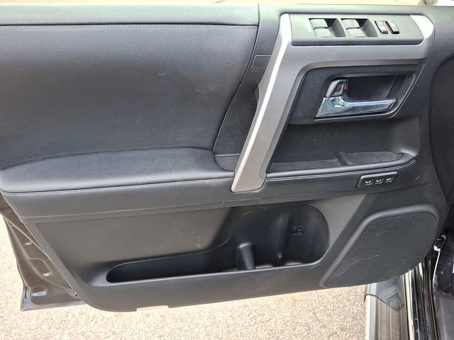 Used 2022 Toyota 4Runner Limited AWD/4WD image 9