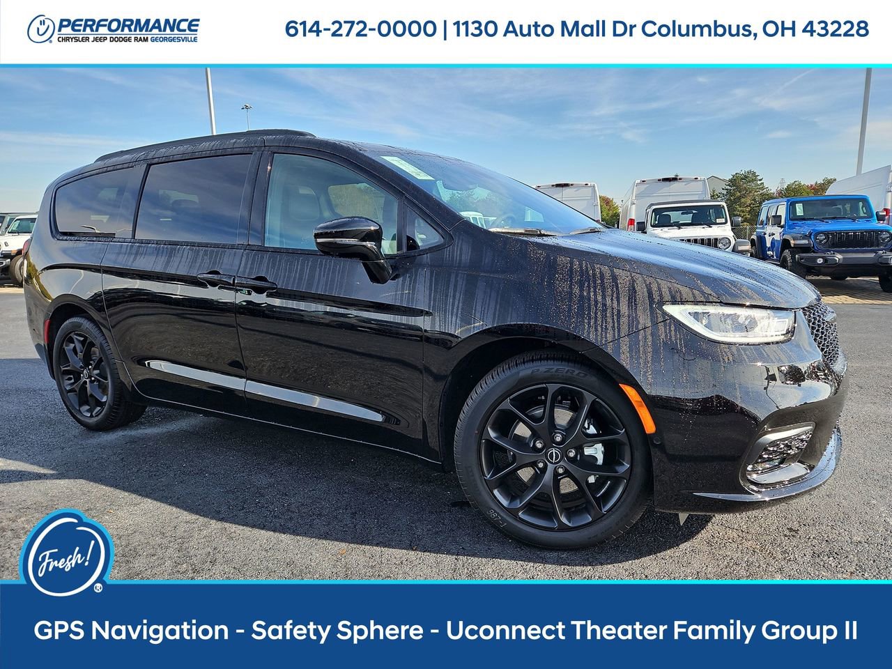 New 2026 Chrysler Pacifica Select