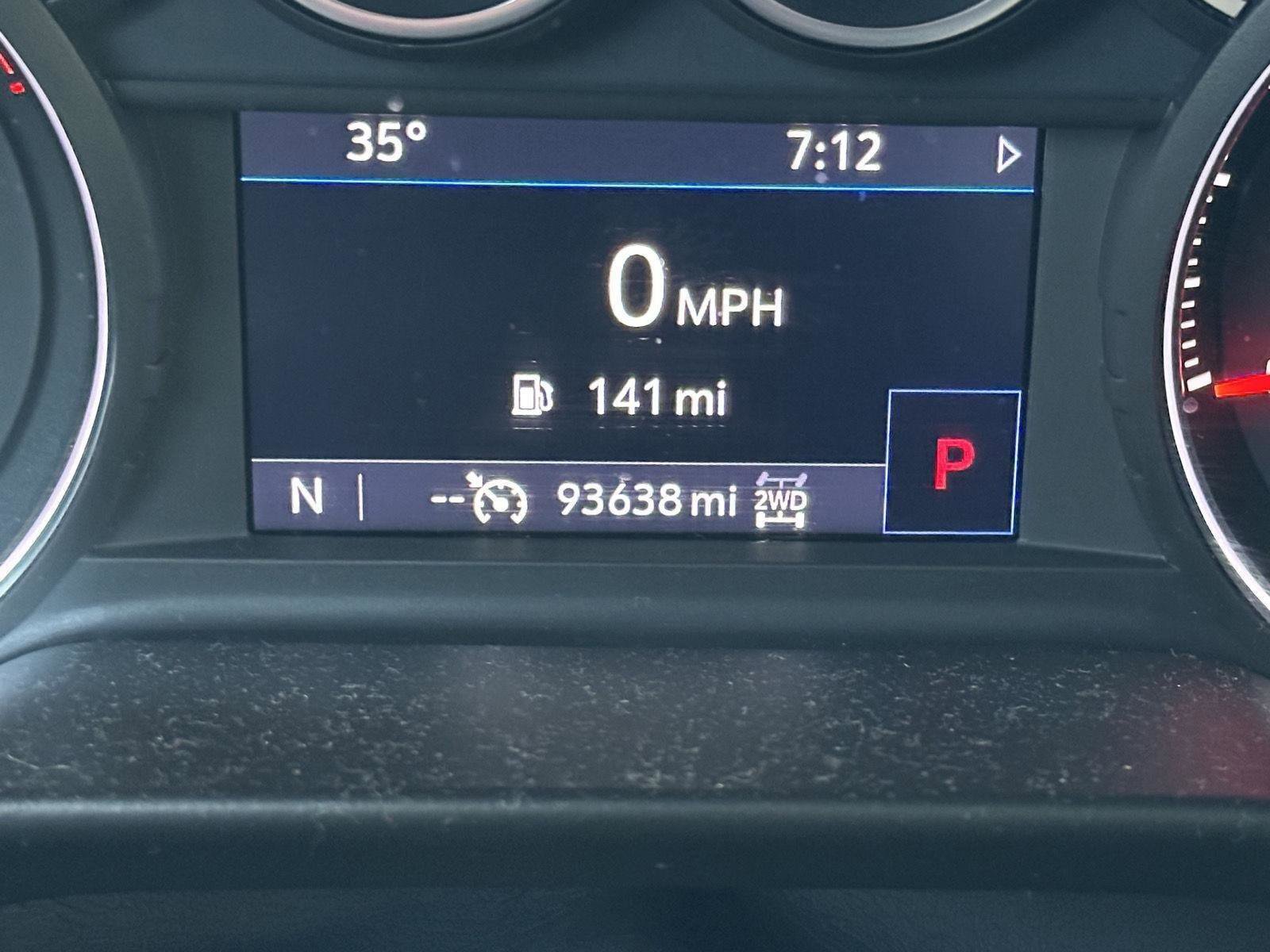 Used 2021 Chevrolet Suburban LT image 12