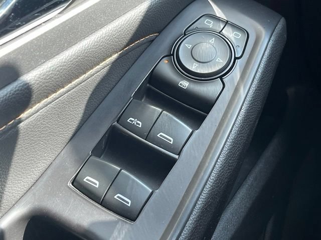 Used 2019 Chevrolet Traverse RS w/ LPO, Floor Liner Package FWD image 33