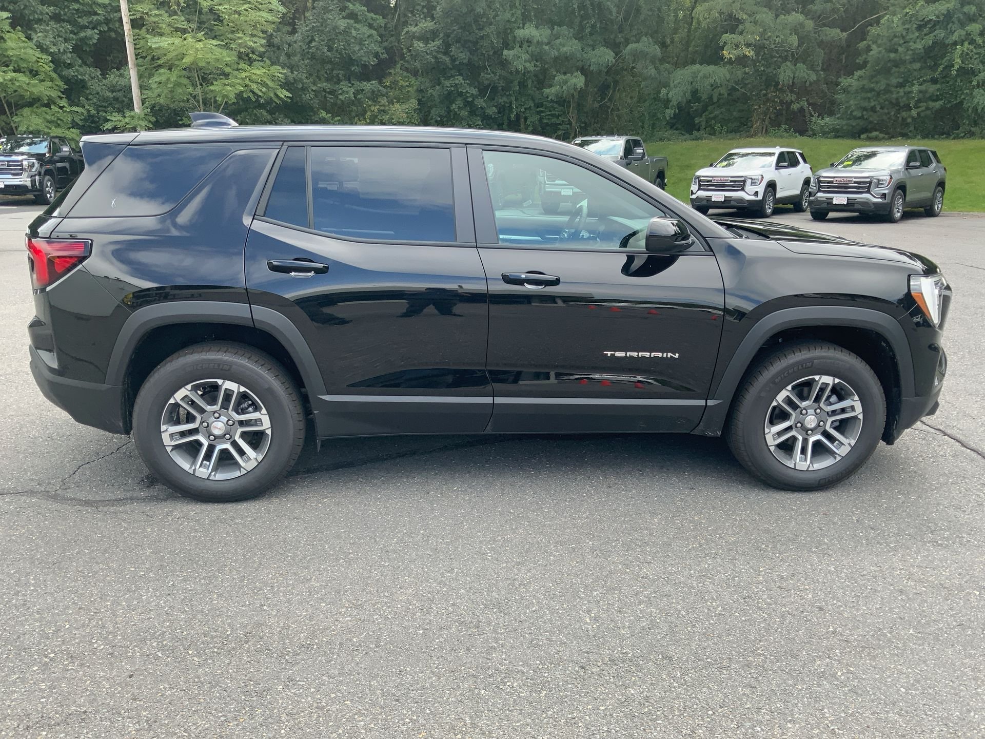 New 2027 GMC Terrain Elevation w/ LPO, Floor Liner Package AWD/4WD image 62