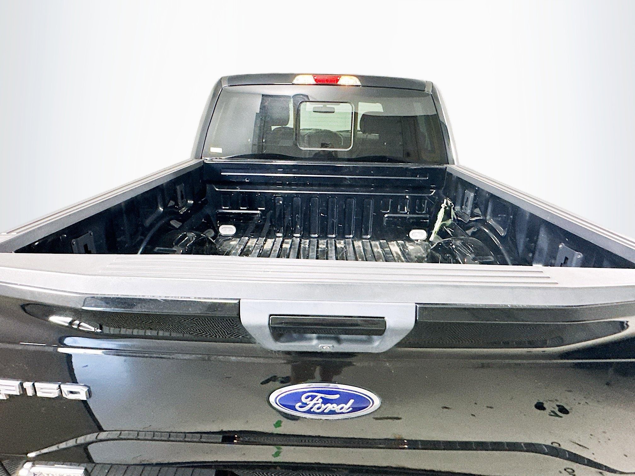 Used 2017 Ford F150 XLT w/ Equipment Group 302A Luxury RWD image 28