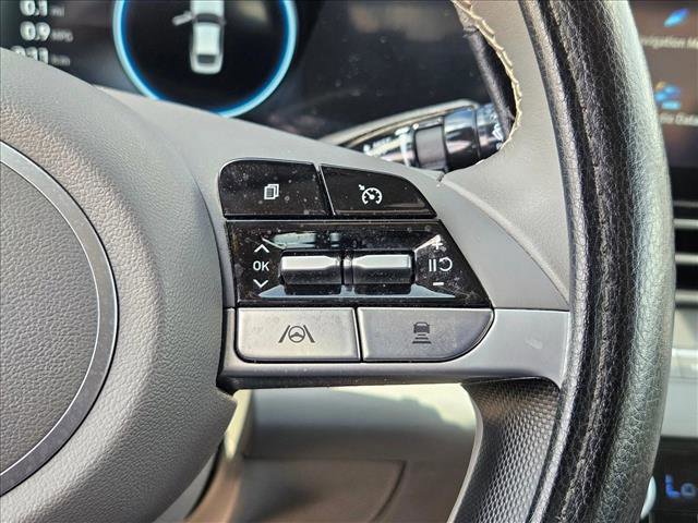Used 2023 Hyundai Elantra SEL w/ Convenience Package FWD image 12