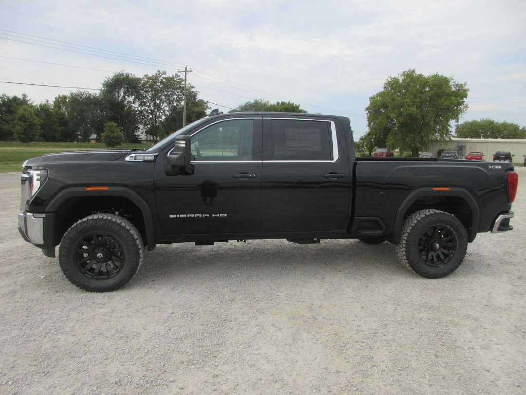 New 2026 GMC Sierra 2500 SLE w/ SLE Value Package; AWD/4WD image 10