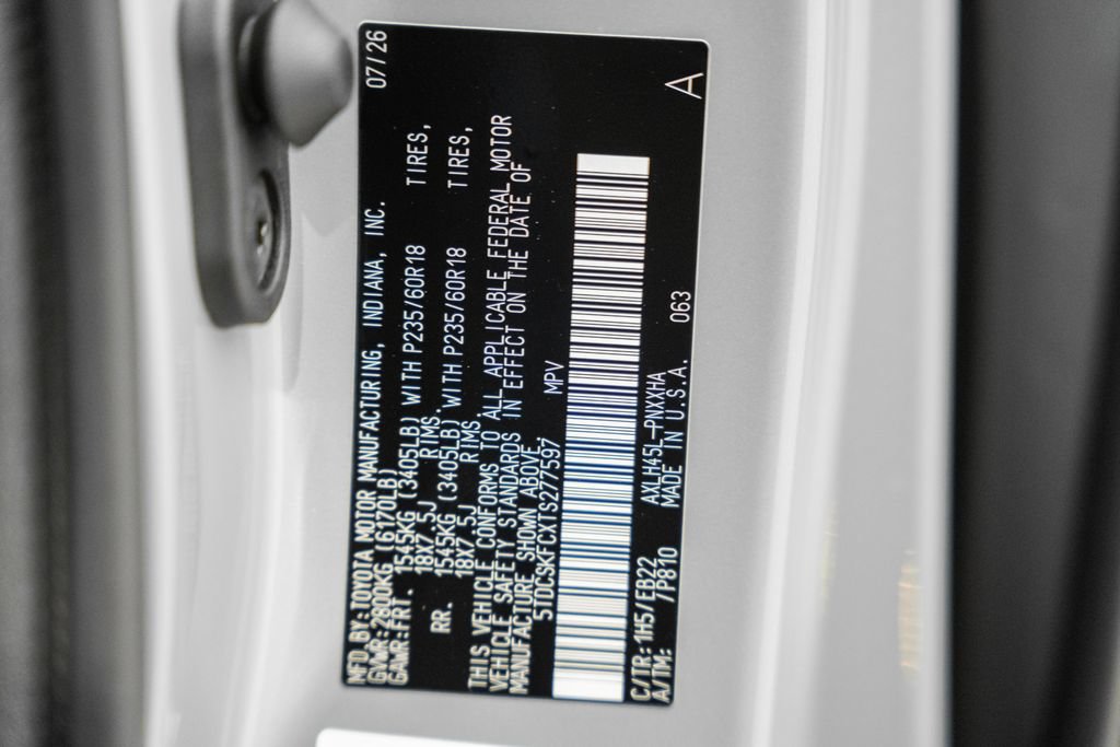 New 2026 Toyota Sienna XLE Woodland Edition AWD/4WD image 42
