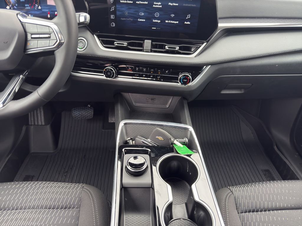 New 2026 Chevrolet Equinox LT image 16