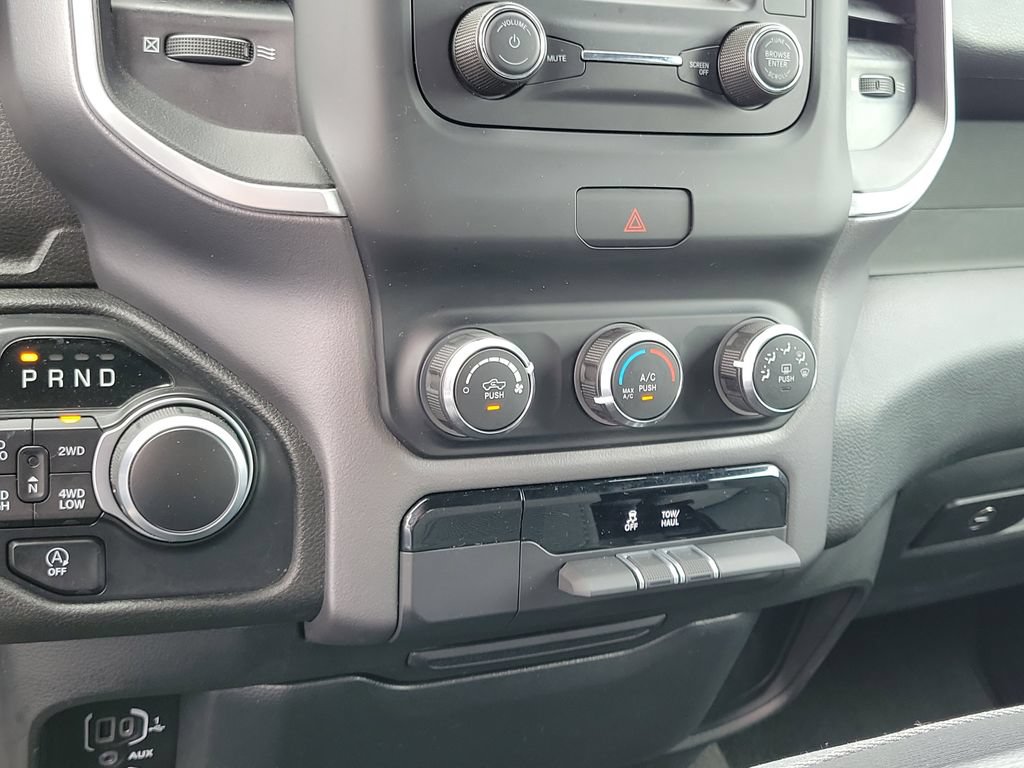 Used 2022 RAM 1500 Big Horn AWD/4WD image 28