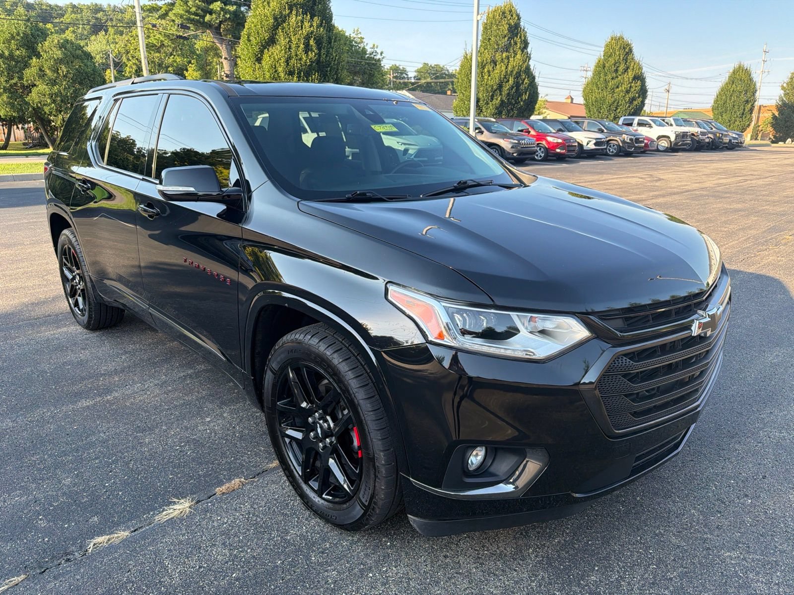 Used 2019 Chevrolet Traverse Premier w/ Redline Edition FWD image 7