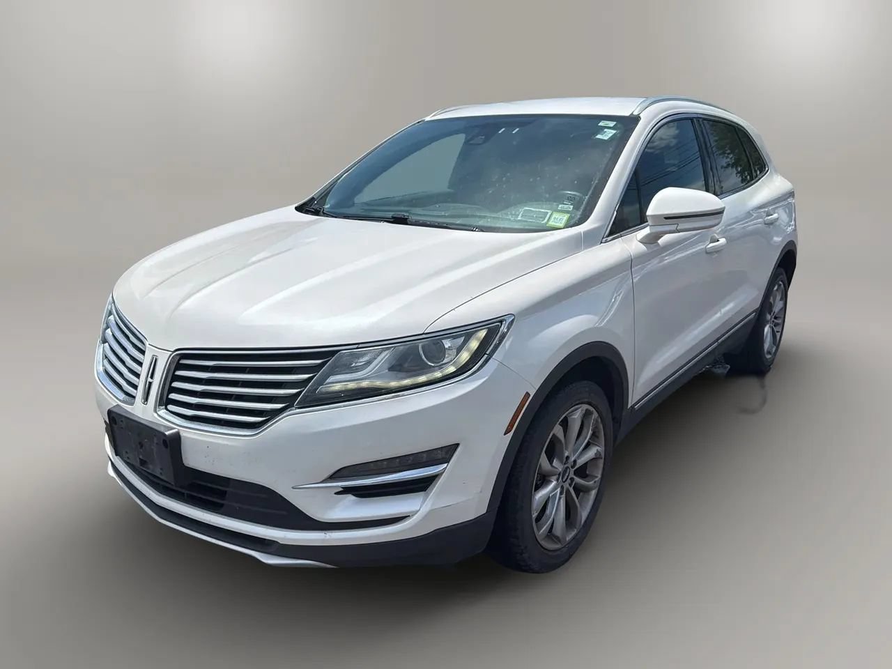 Used 2018 Lincoln MKC Select w/ Select Plus Package AWD/4WD image 1