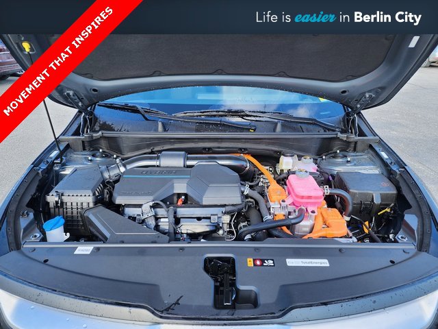 New 2025 Kia Sportage LX image 12