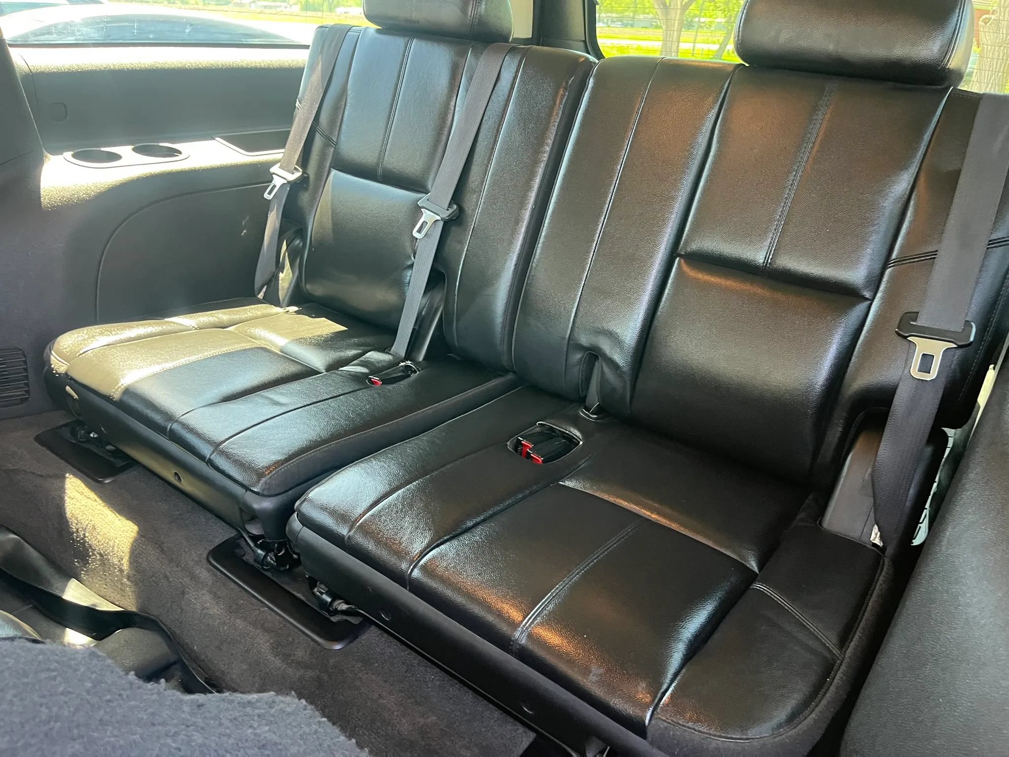 Used 2009 Chevrolet Suburban LT AWD/4WD image 13