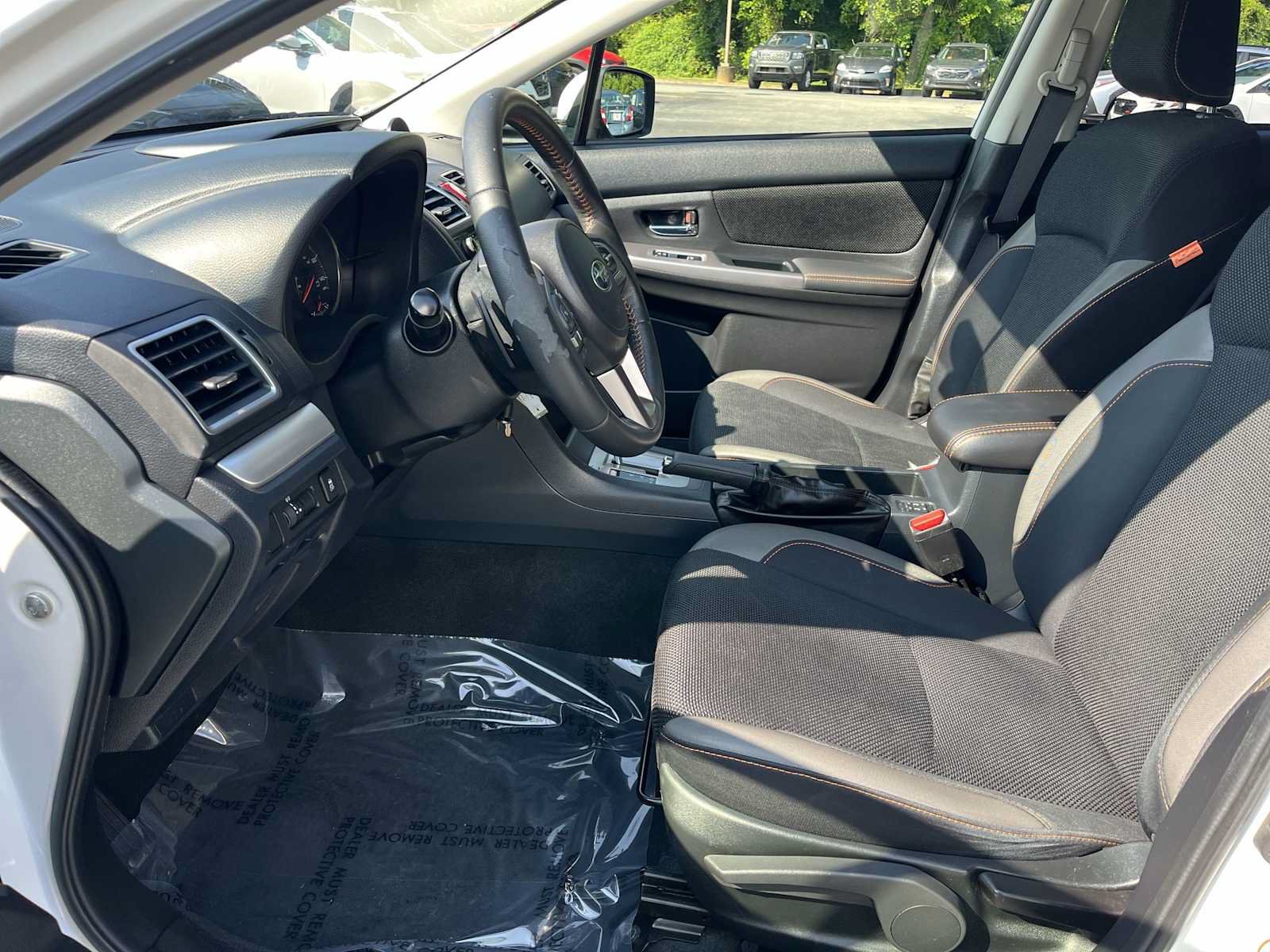 Used 2017 Subaru Crosstrek 2.0i Premium AWD/4WD image 10