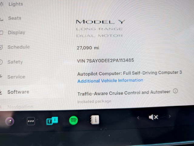 Used 2023 Tesla Model Y Long Range AWD/4WD image 23