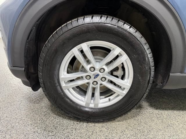 Used 2020 Ford Explorer XLT AWD/4WD image 29