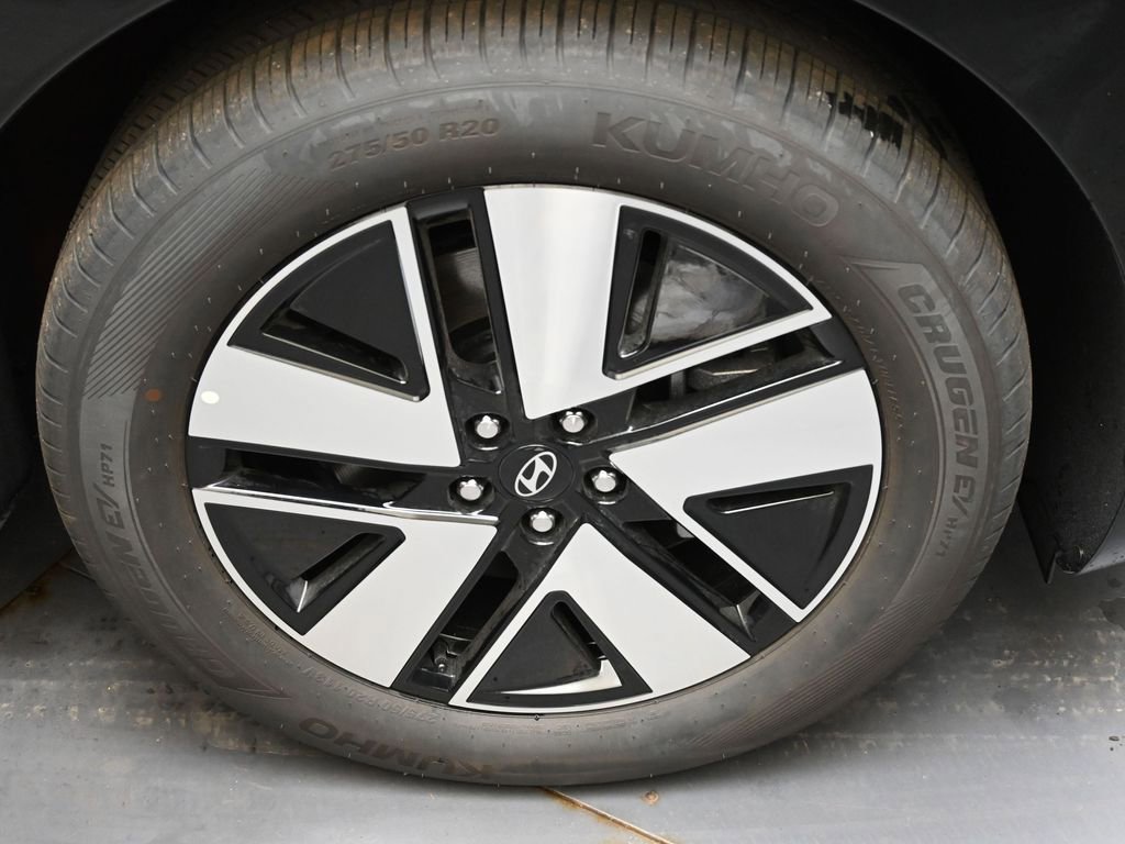 Used 2026 Hyundai Ioniq 9 SEL image 10