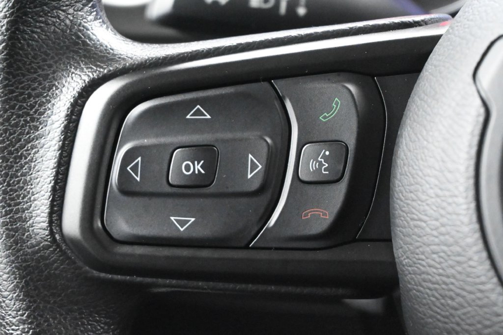 Used 2022 Jeep Wrangler Unlimited Sport AWD/4WD image 6