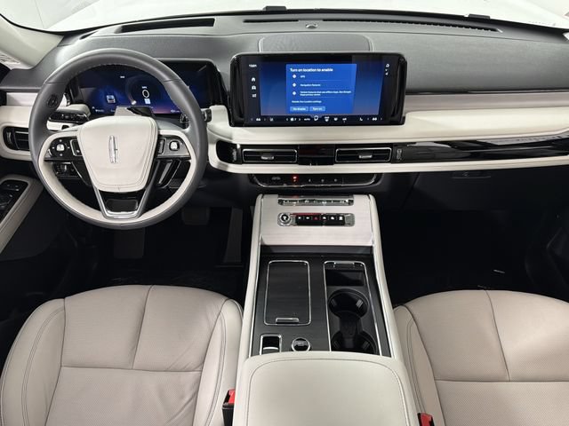 New 2026 Lincoln Aviator Reserve RWD image 2