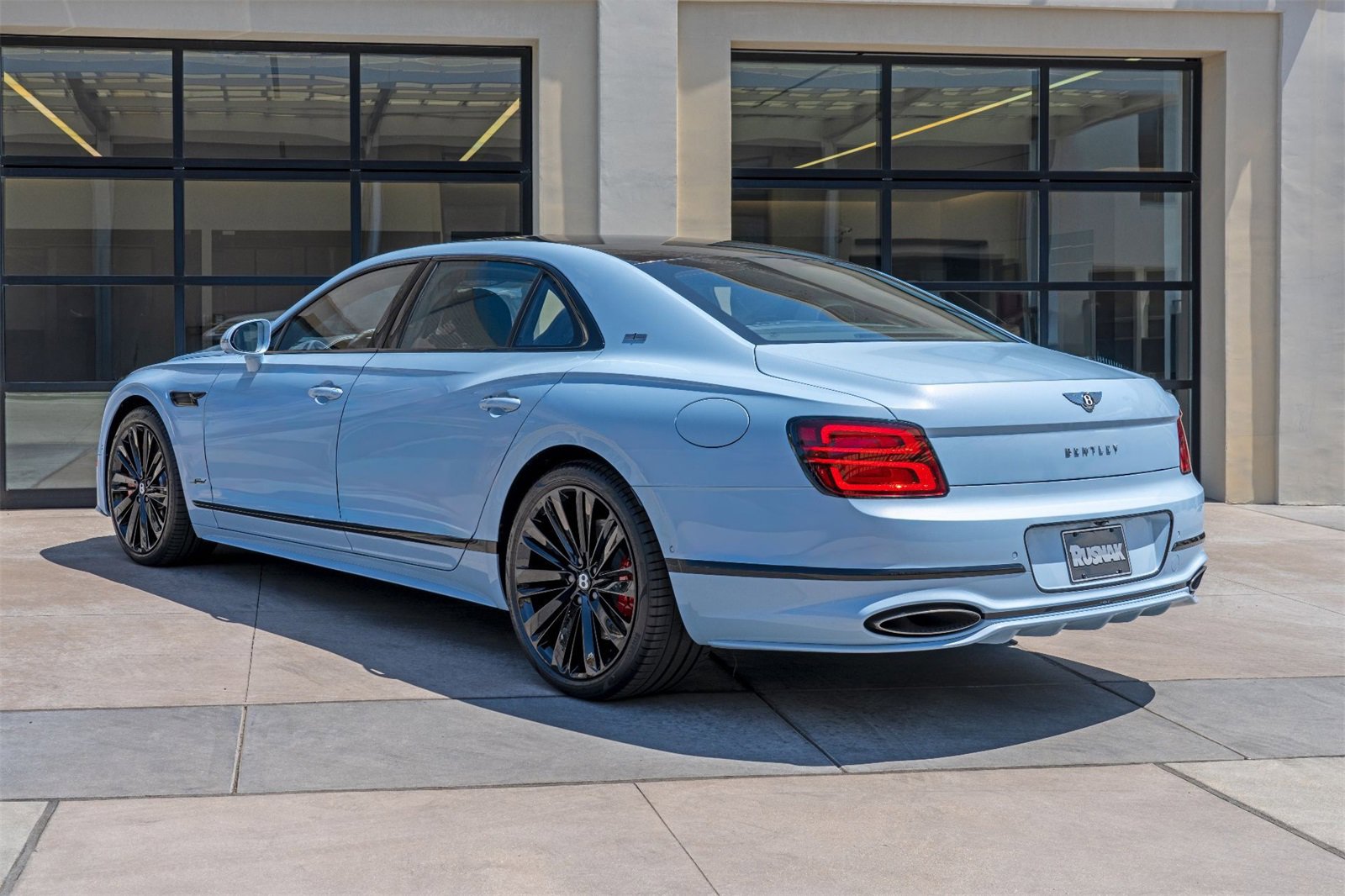 New 2025 Bentley Flying Spur Plug-In Hybrid image 11