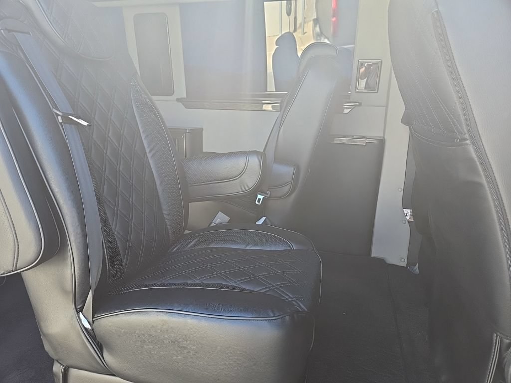 Used 2023 Mercedes-Benz Sprinter 3500 image 24