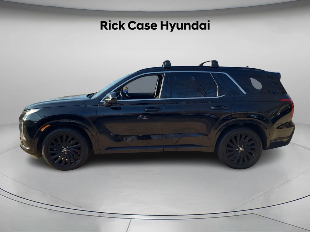 Used 2024 Hyundai Palisade Calligraphy image 3