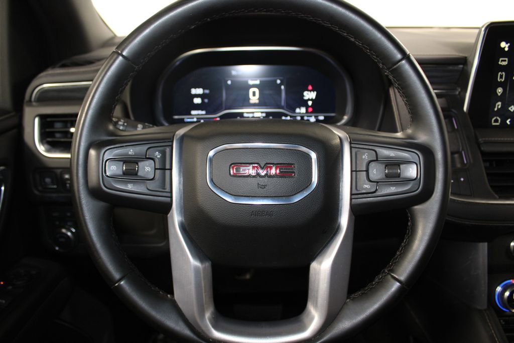 Used 2023 GMC Yukon XL SLT image 39