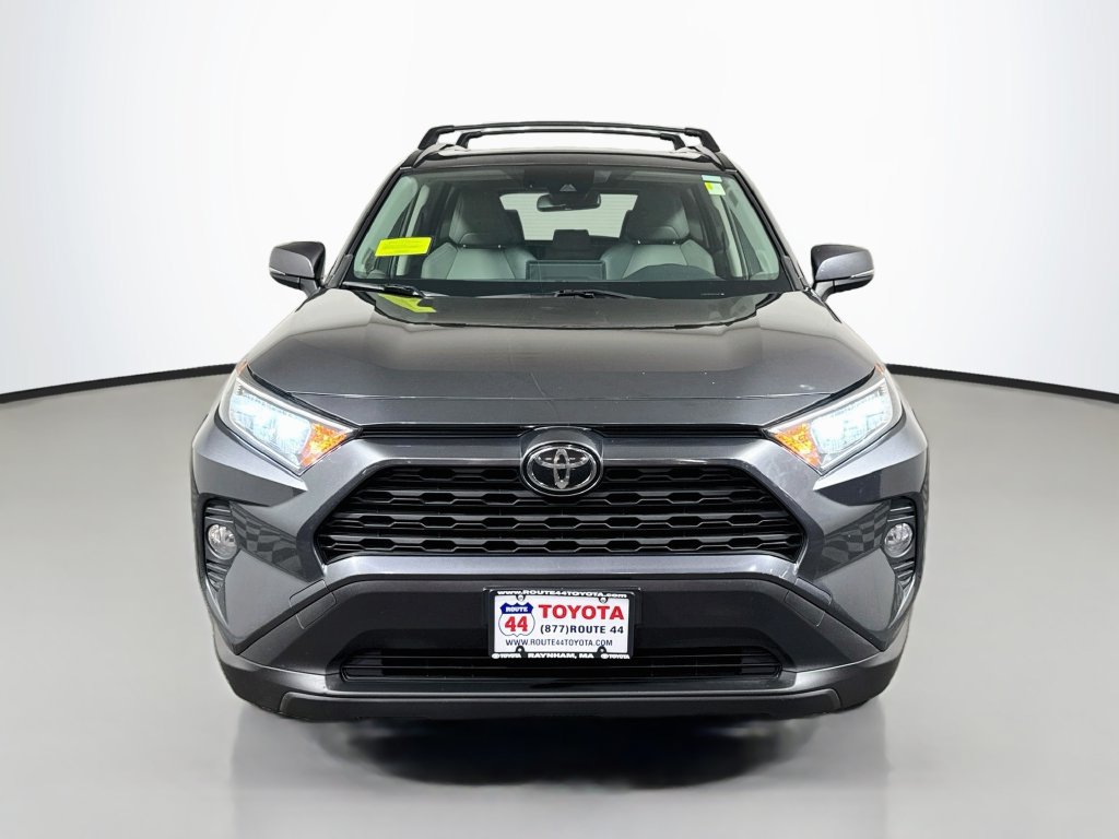 Used 2019 Toyota RAV4 XLE Premium w/ Cold Weather Package AWD/4WD image 11