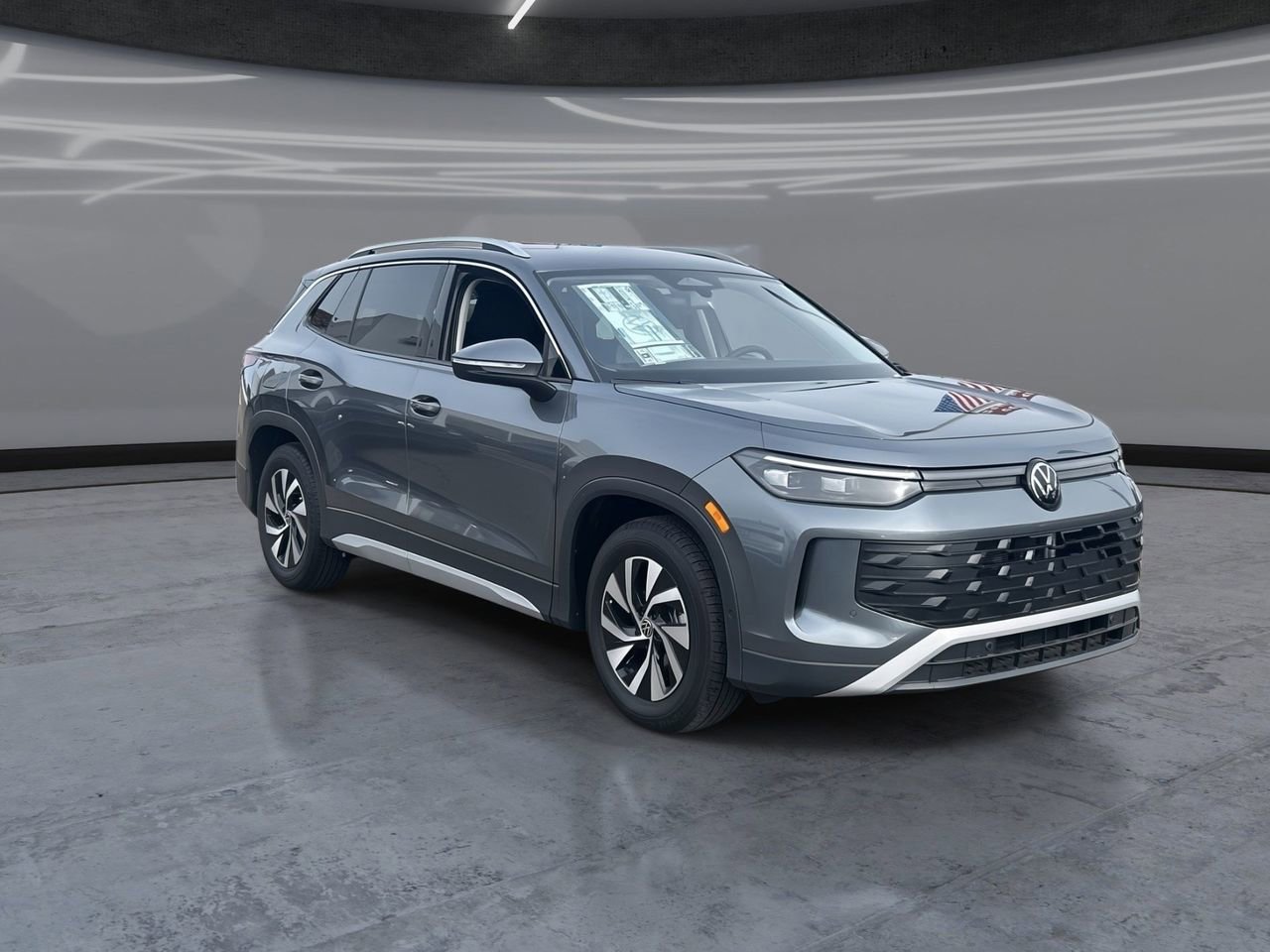 New 2026 Volkswagen Tiguan S image 2