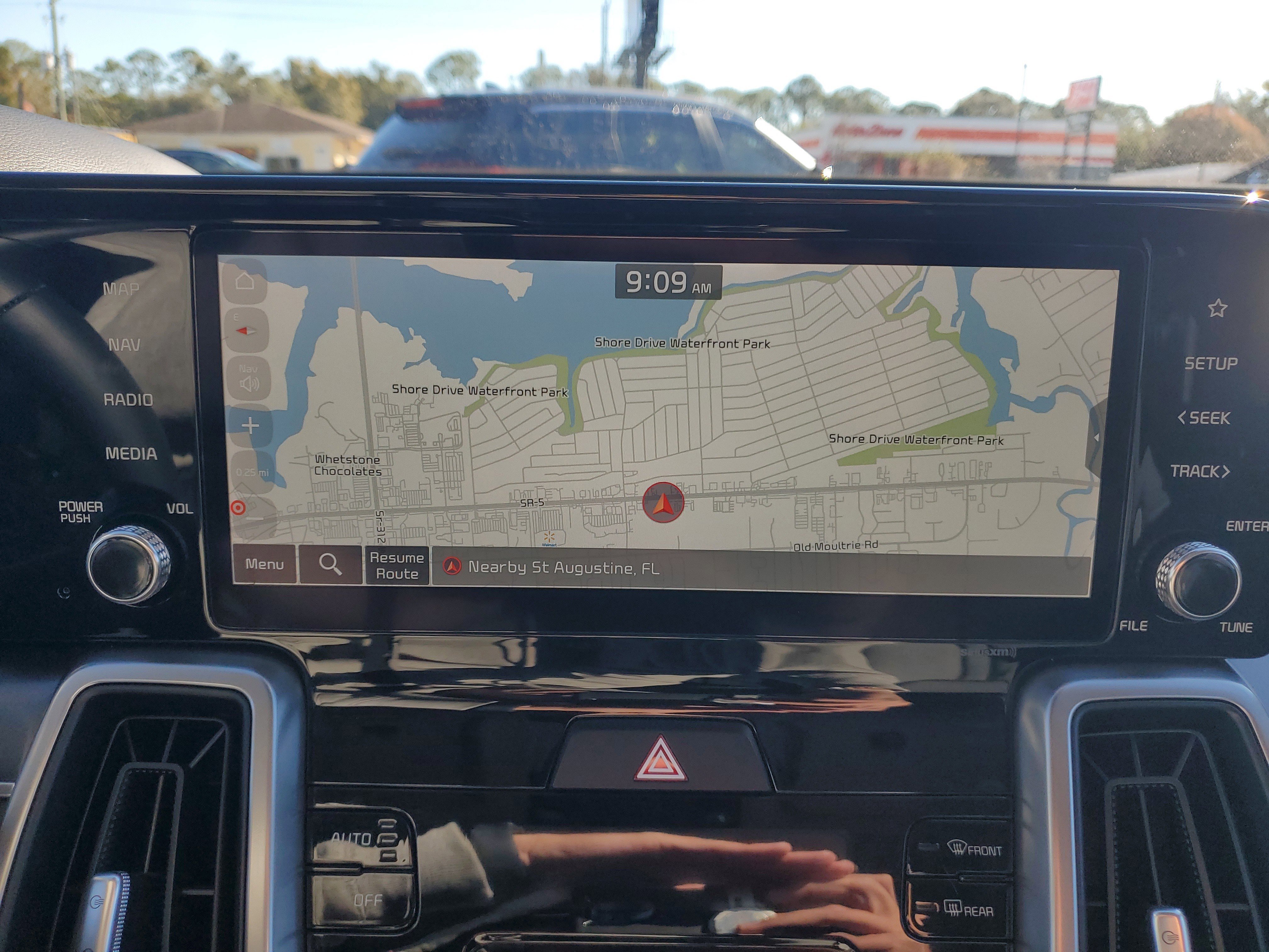 Certified 2023 Kia Sorento S w/ Panoramic Sunroof Package image 33