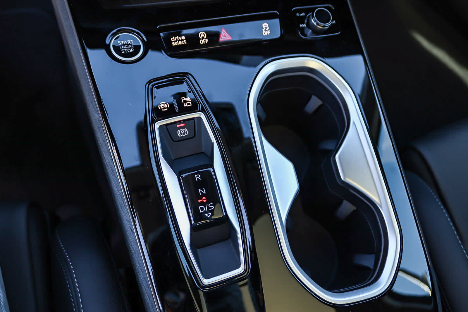 New 2026 Audi A6 Premium Plus AWD/4WD image 25