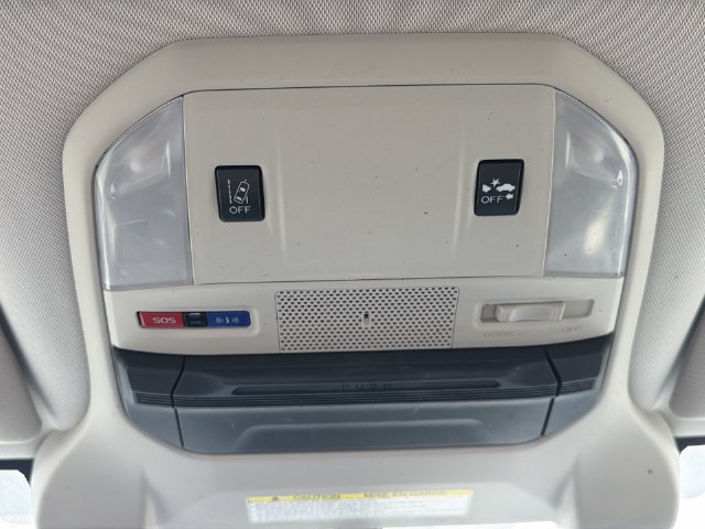 Used 2022 Subaru Ascent Limited AWD/4WD image 30