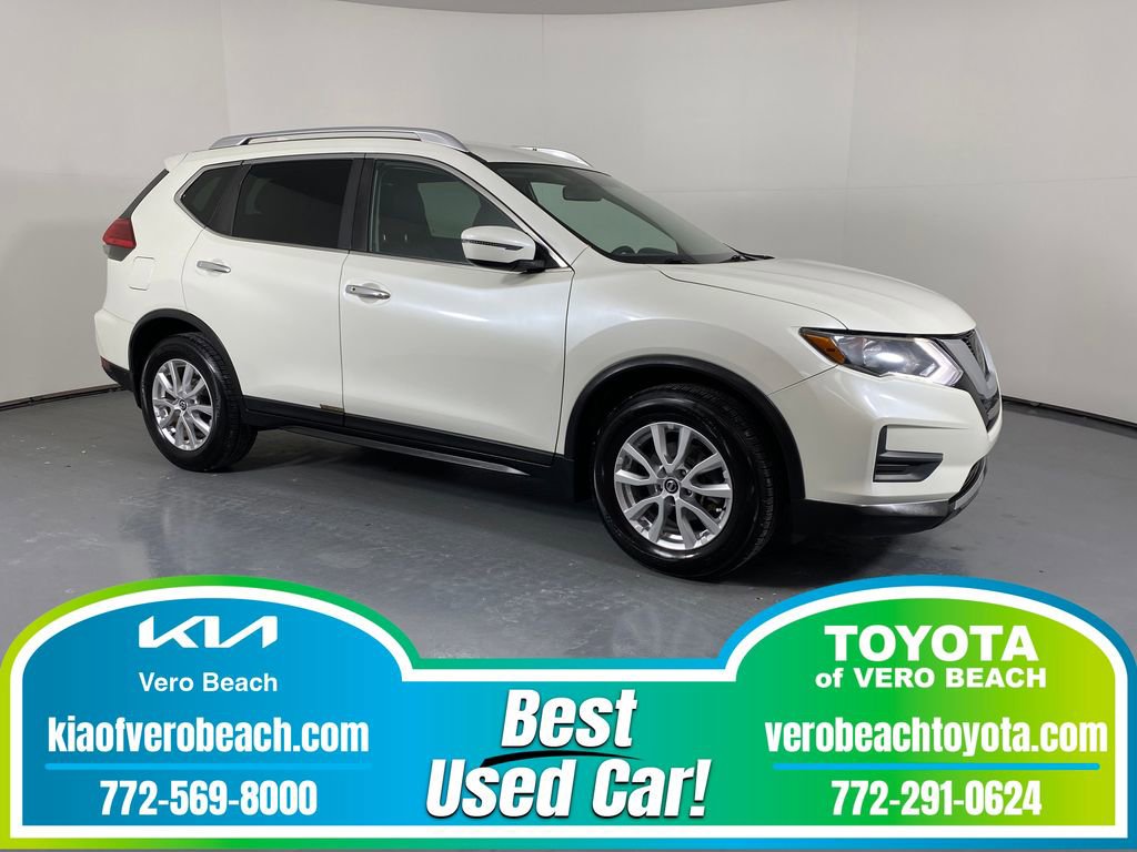 Used 2017 Nissan Rogue SV