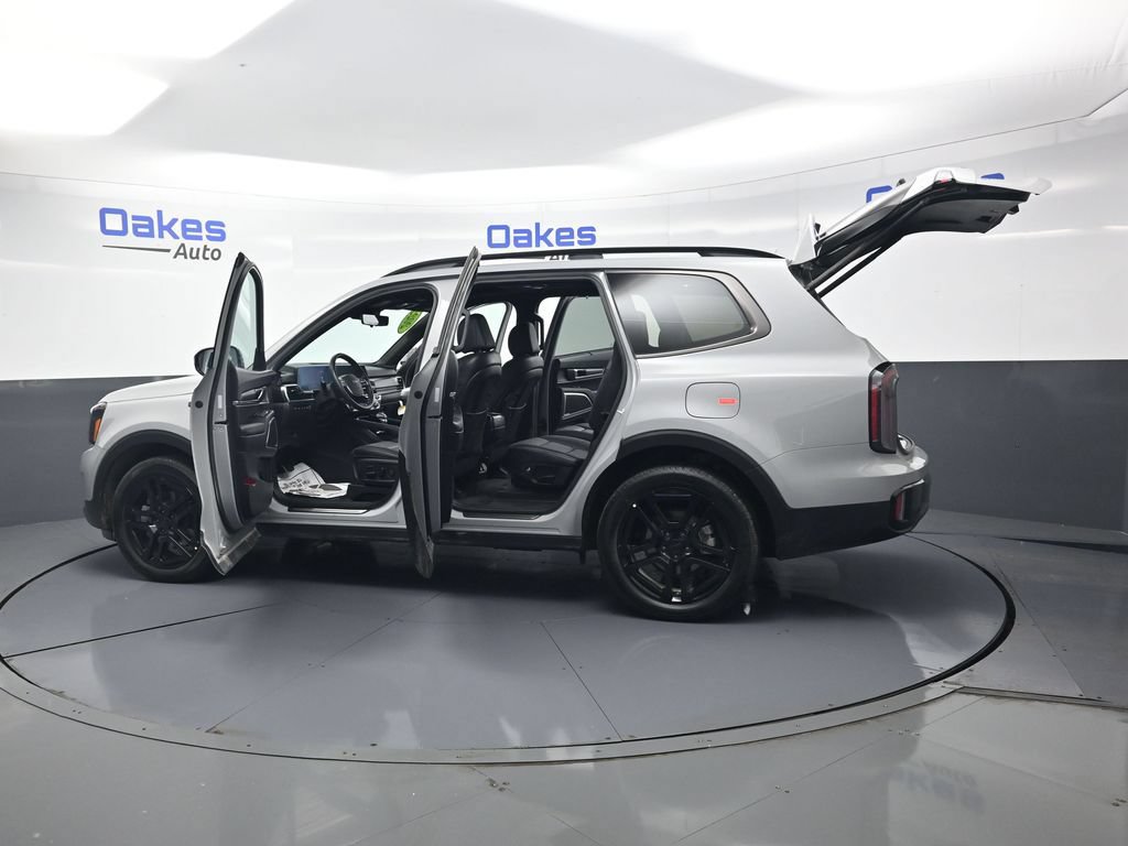 Certified 2025 Kia Telluride SX Prestige X-Line AWD/4WD image 59