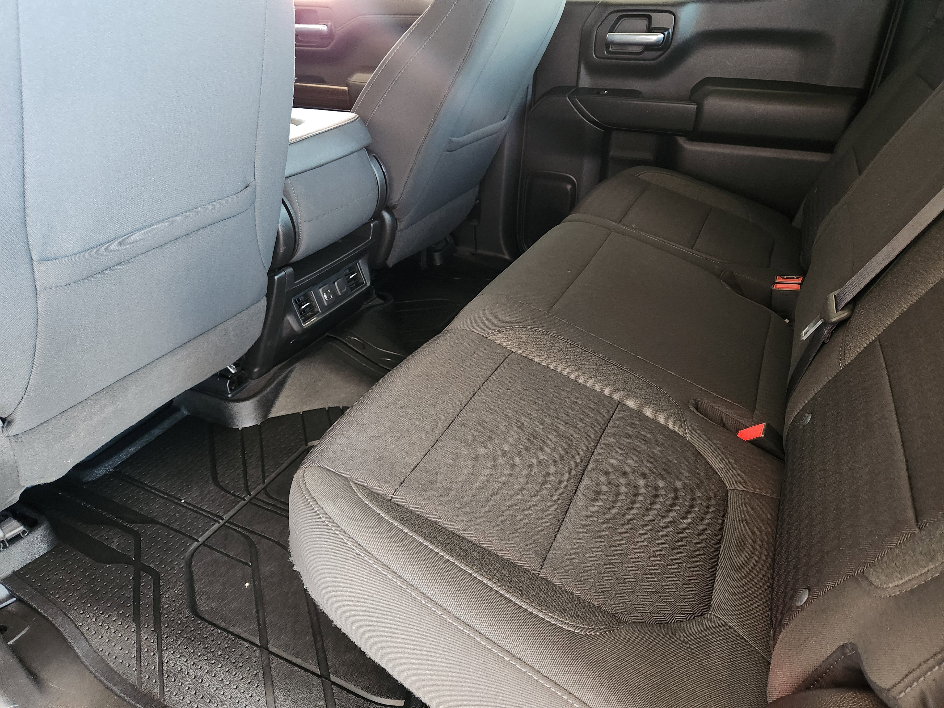 Used 2021 Chevrolet Silverado 1500 LT w/ LPO, Liner Protection Package image 30