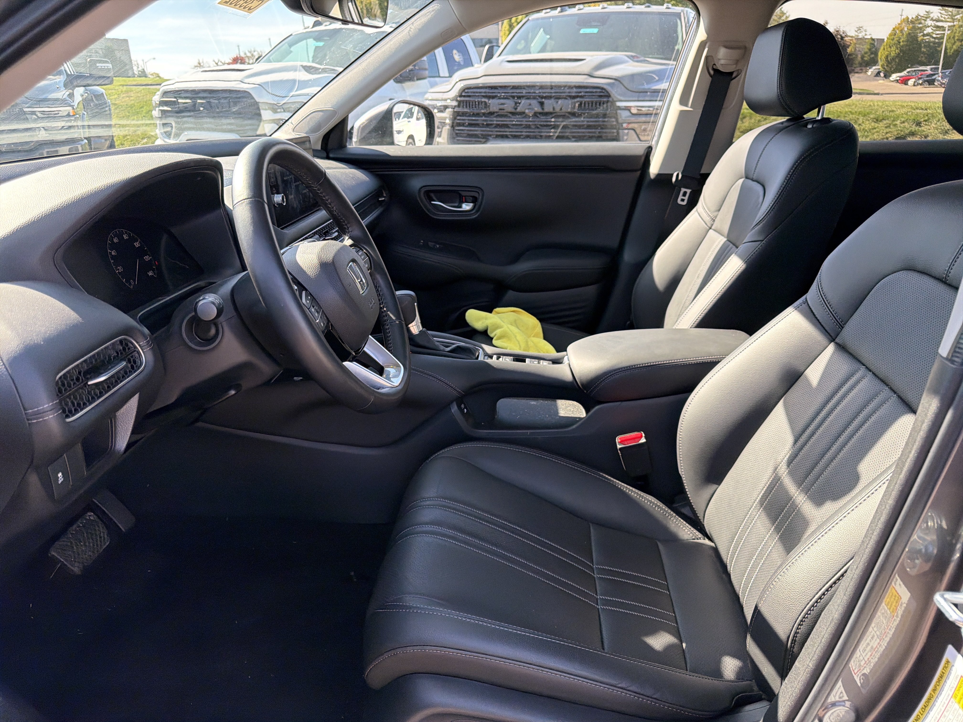 Used 2026 Honda HR-V EX-L image 15