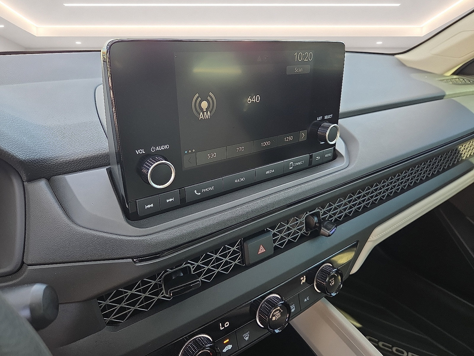 Used 2024 Honda Accord LX image 7